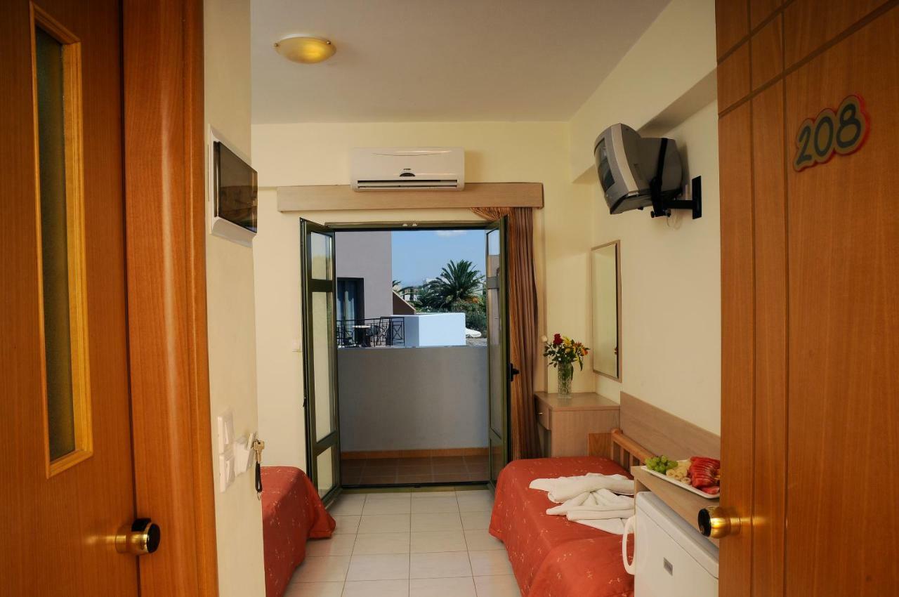 Stella-Katrin Otel Platanes  Dış mekan fotoğraf