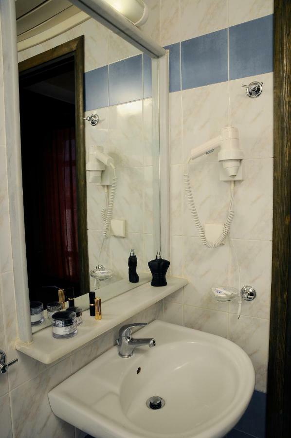 Stella-Katrin Otel Platanes  Dış mekan fotoğraf